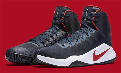 nike hyperdunk line